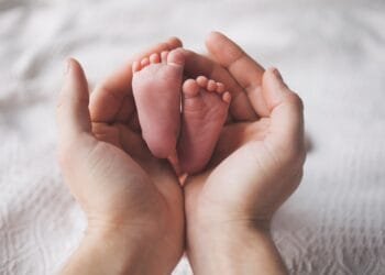 First baby born in UK after womb transplant