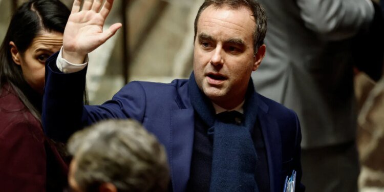 France adopts 2026 budget after two no-confidence votes fail