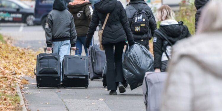 Germany halts UN refugee resettlement programme