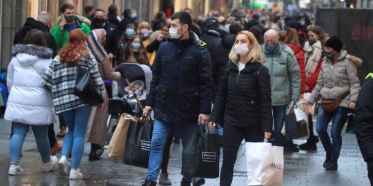 Germany’s crisis-hit economy casts shadow over election