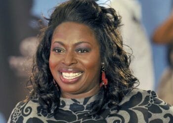 Grammy-nominated R&B singer Angie Stone dies in car crash
