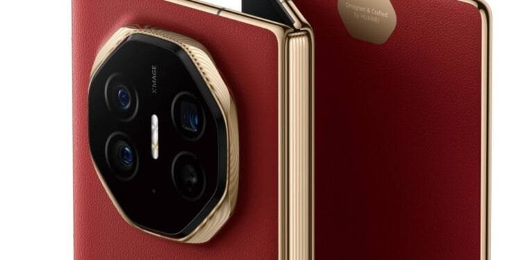 HUAWEI Mate XT is the ultimate smartphone of 2025 – and maybe years to come