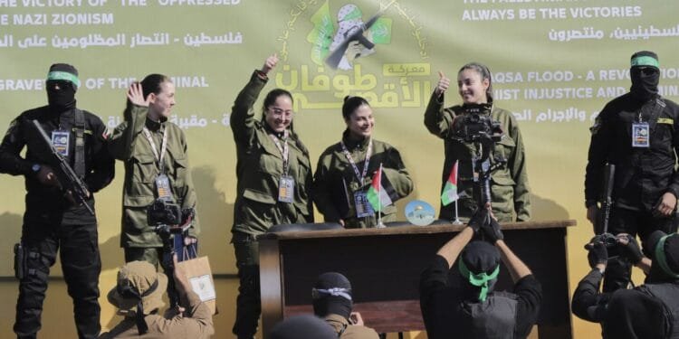 Hamas frees 4 female Israeli soldiers as part of the Gaza ceasefire
