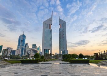 Hamdan praises Dubai's resilience as city tops global Greenfield FDI list yet again in H1 2025