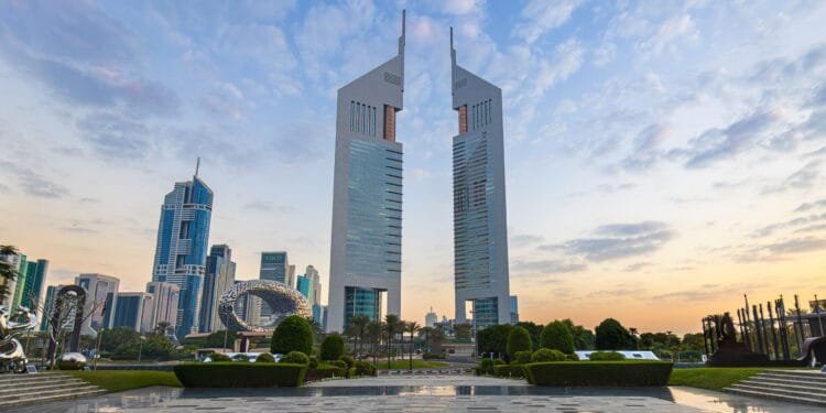 Hamdan praises Dubai's resilience as city tops global Greenfield FDI list yet again in H1 2025