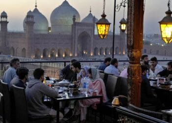 How to practice healthy fasting during Ramadan