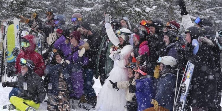 'I do:' Dozens of couples get hitched at snowy Colorado ski resort on Valentine's Day