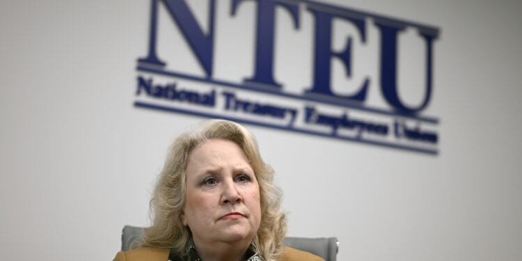 IRS workers involved in 2025 tax season can’t take buyout until after the taxpayer filing deadline 1 IRS workers involved in 2025 tax season can’t take buyout until after the taxpayer filing deadline