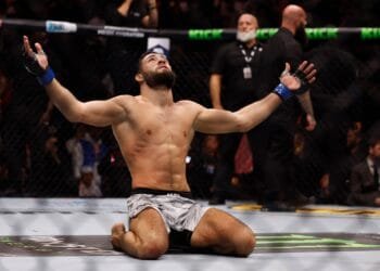 Imavov knocks out Adesanya to stake UFC title claim