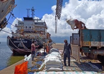 India says studying impact of 27% US tariff, vows to push trade deal