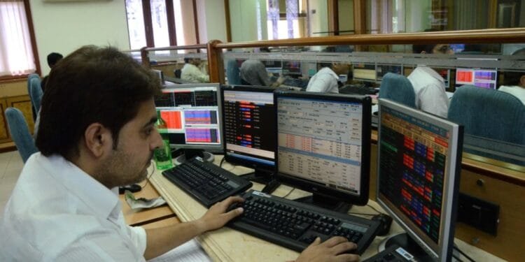 Indian market consolidates amid global uncertainties