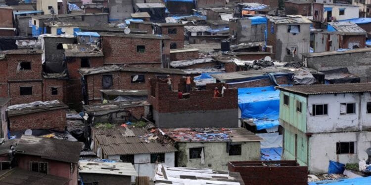 Indian slums get 'cool roofs' to combat extreme heat 1 Indian slums get 'cool roofs' to combat extreme heat