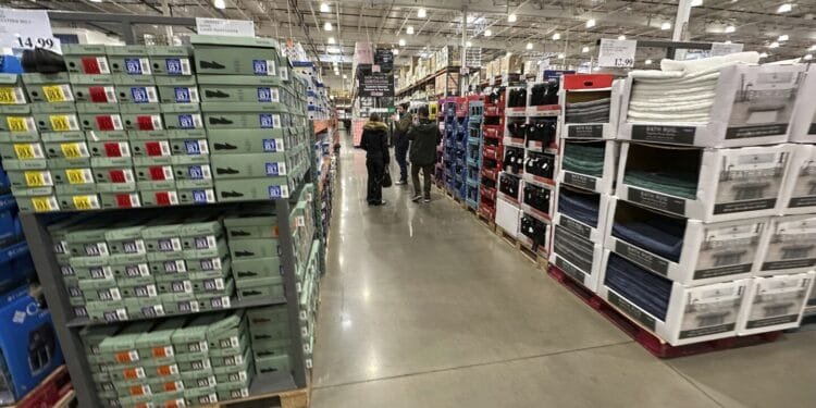 Inflation, looming trade war take a toll as confidence of the U.S. consumer tumbles