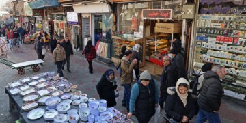 Iran delegates import powers as US war threats keep economy unstable 9 Iran delegates import powers as US war threats keep economy unstable