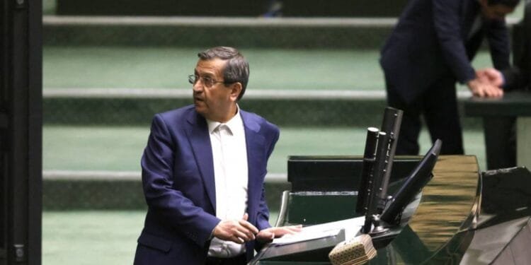 Iranian parliament ousts finance minister over economic woes 1 Iranian parliament ousts finance minister over economic woes