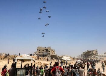 Israel announces daily pauses in Gaza fighting as aid airdrops begin