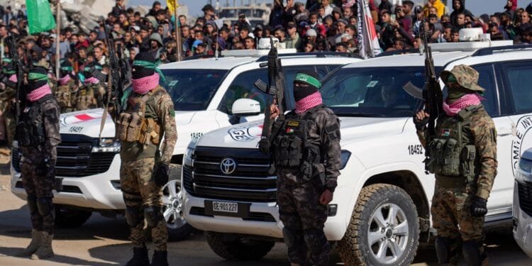 Israel begins freeing 369 Palestinians after captives in Gaza released