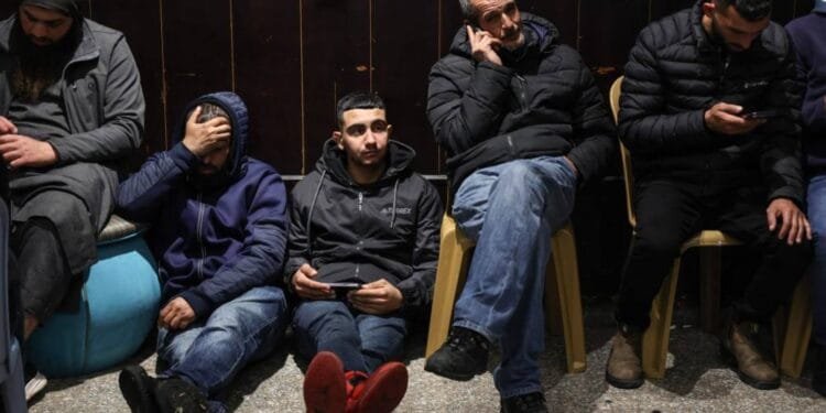 Israel delays Palestinians' release after six Gaza hostages freed