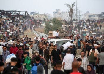 Israel kills 59 Palestinians in Gaza, many while trying to get aid