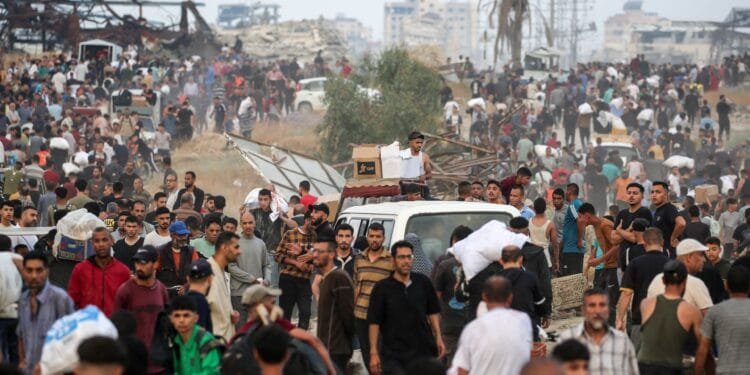 Israel kills 59 Palestinians in Gaza, many while trying to get aid