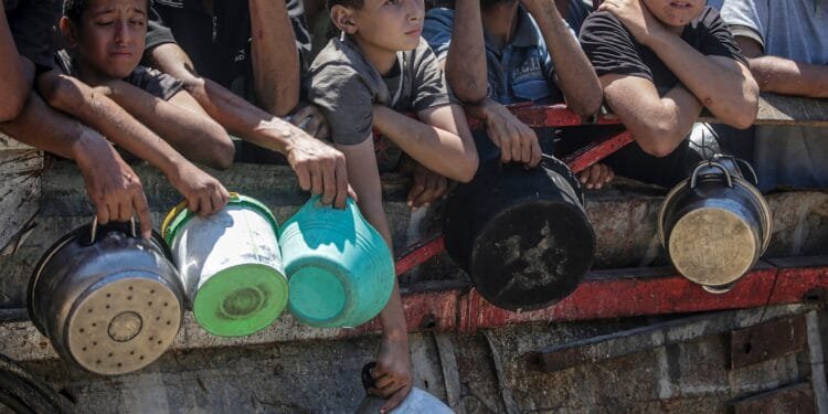 Israel kills an average 28 Palestinian children daily in Gaza