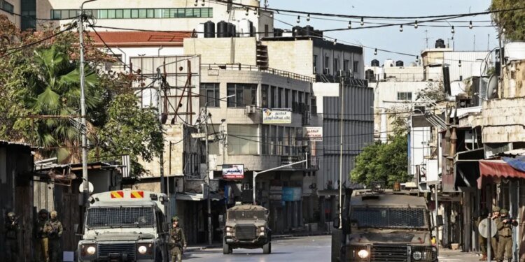 Israel lays siege to occupied West Bank’s Tubas, displaces tens of families