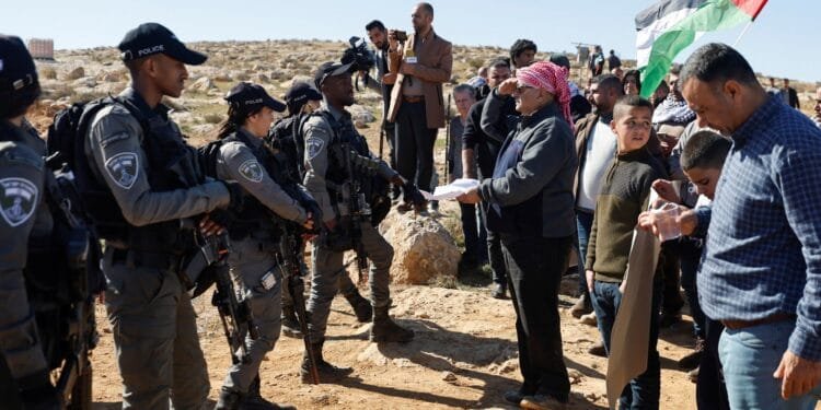 Israel pushes for more illegal settlements in occupied West Bank amid raids