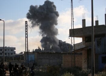 Israeli attacks kill 21 more Palestinians in Gaza