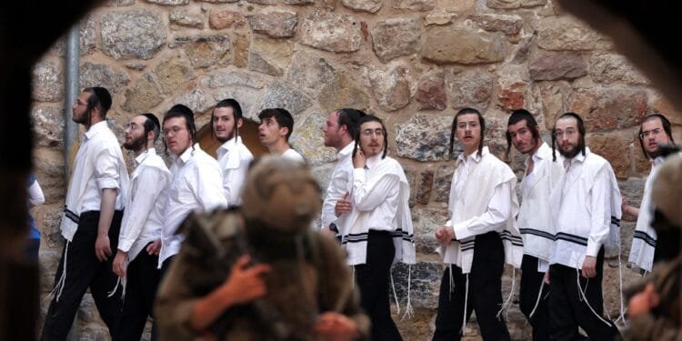Israeli settlers attack Palestinians, Ben-Gvir fuels tensions in West Bank