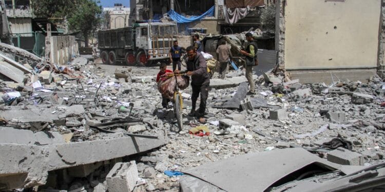 Israeli soldiers used 80-year-old Palestinian as Gaza human shield: Report