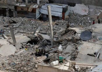 Israeli strike kills 8 in Gaza