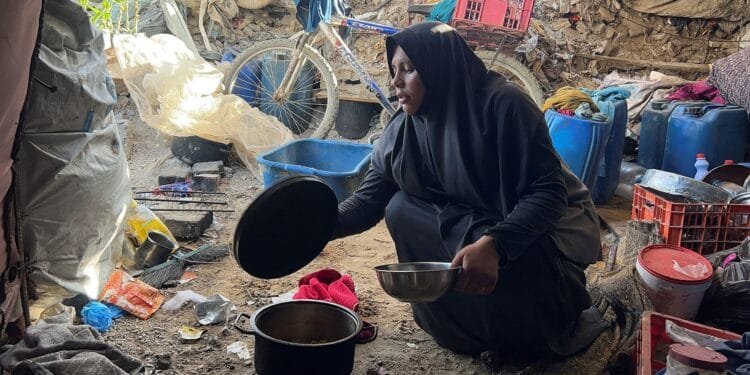 Israeli strikes in Gaza Strip kill 52