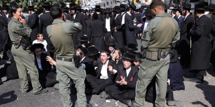 Israeli ultra-Orthodox party quits Netanyahu government over conscription