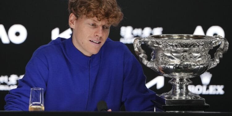 Jannik Sinner beats Alexander Zverev in 3 sets for his second Australian Open title in a row