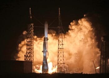 Jeff Bezos’s Blue Origin launches New Glenn rocket on test flight