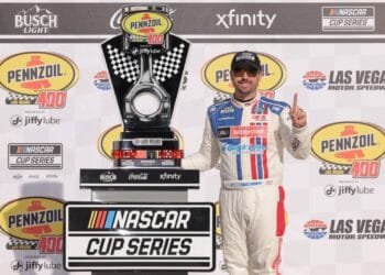 Josh Berry nabs first career Cup Series win at Las Vegas