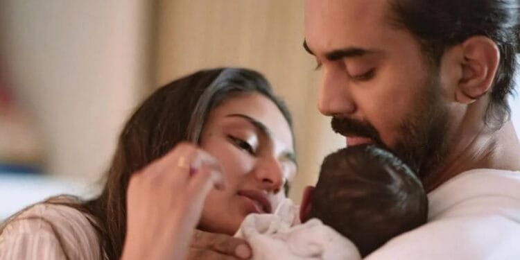 KL Rahul, Athiya Shetty share first photo of baby girl 'Evaarah' 1 KL Rahul, Athiya Shetty share first photo of baby girl 'Evaarah'
