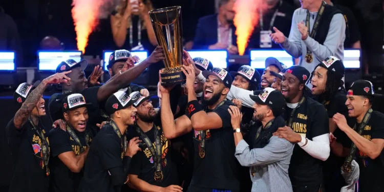 Knicks rally to beat Spurs, win first NBA Cup final