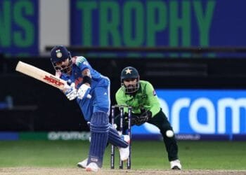 Kohli becomes third batsman in ODI history to reach 14,000 runs