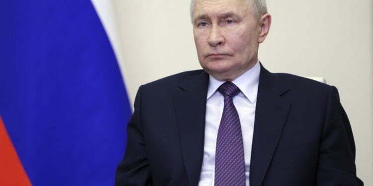 Kremlin scoffs at Trump’s claim that a drop in oil prices will help end Ukraine conflict