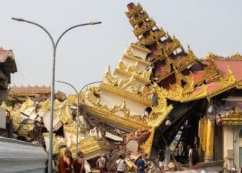 Lack of equipment stalls race to save earthquake survivors in Myanmar