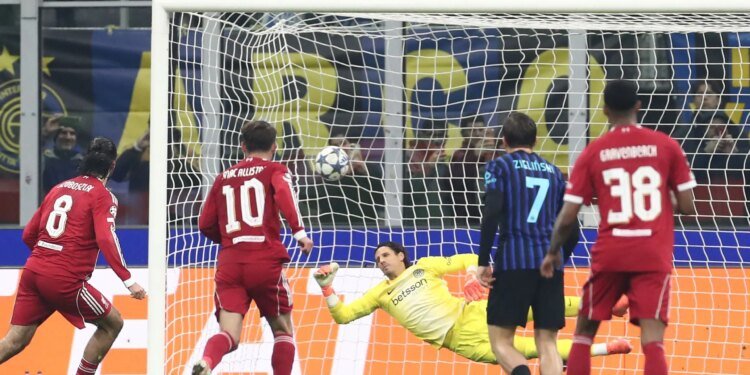 Liverpool snatch win at Inter Milan with late penalty from Szoboszlai