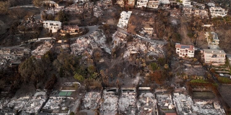Los Angeles fires have scorched largest urban area in California in at least 40 years 1 Los Angeles fires have scorched largest urban area in California in at least 40 years