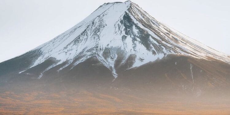 Man rescued from Mount Fuji twice in one week after he returned to find his lost phone 1 Man rescued from Mount Fuji twice in one week after he returned to find his lost phone