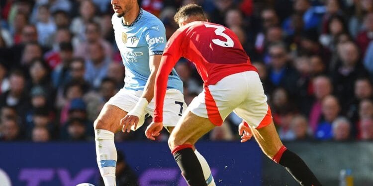 Manchester United vs Man City derby: Teams play out a goalless draw