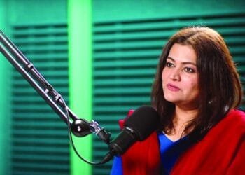 Maya's mom' saves the day