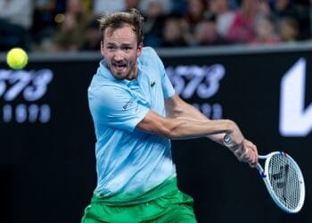 Medvedev makes shock exit at Australian Open; Sinner, Swiatek progress