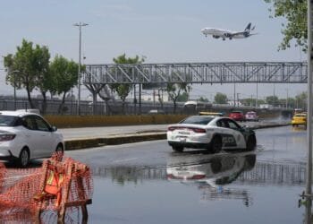 Mexico City airport flights hit for second day due to torrential rains