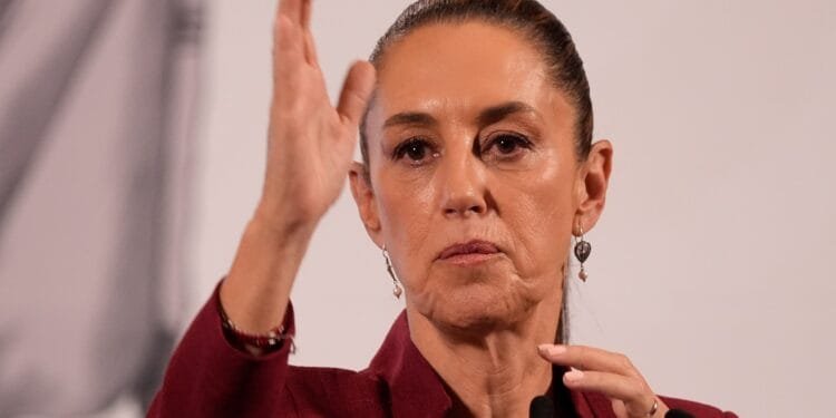 Mexico’s Sheinbaum says she and Trump agreed to extend trade deadline 1 Mexico’s Sheinbaum says she and Trump agreed to extend trade deadline