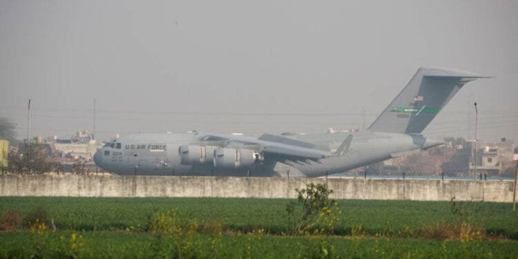 More than 100 illegal Indians deported by US arrive home